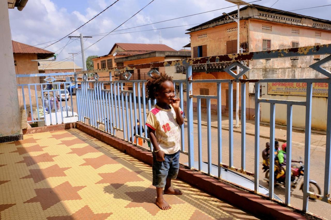 Chambres D'Hotes - Chez Mama Sedjro Porto-Novo Exterior photo
